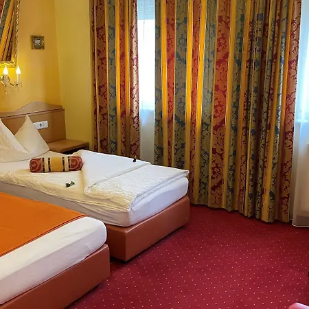 City Hotel Neunkirchen 3* Neunkirchen
