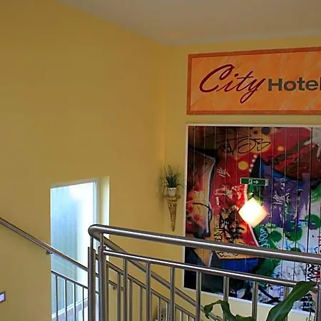 City Hotel Neunkirchen 3*