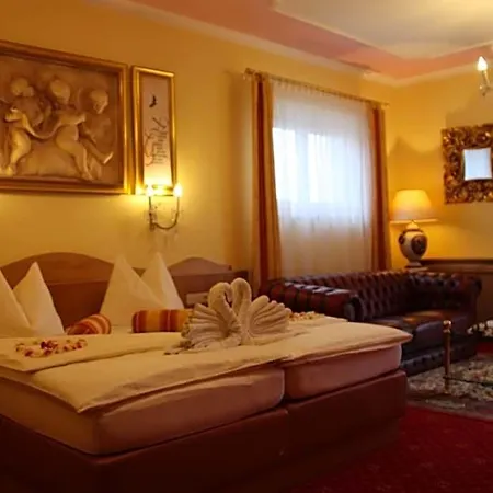 City Hotel Neunkirchen 3*