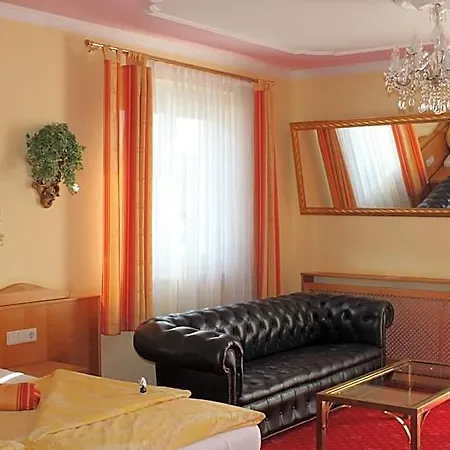 City Hotel Neunkirchen 3*
