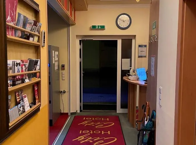 City Hotel Neunkirchen Szálloda 3*