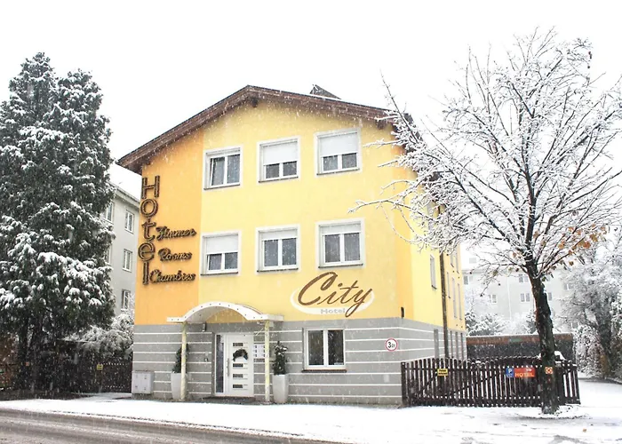 City Hotel Neunkirchen 3*