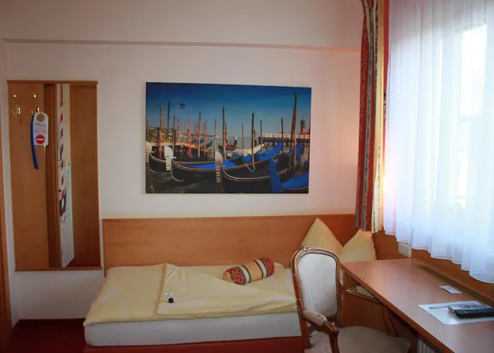 City Hotel Neunkirchen Szálloda Neunkirchen