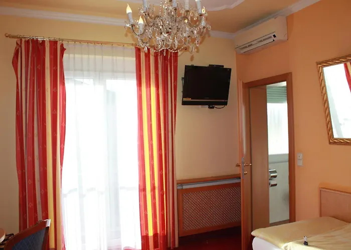 Szálloda City Hotel Neunkirchen 3*