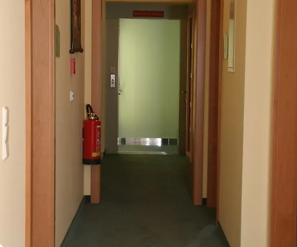 Szálloda City Hotel Neunkirchen Neunkirchen