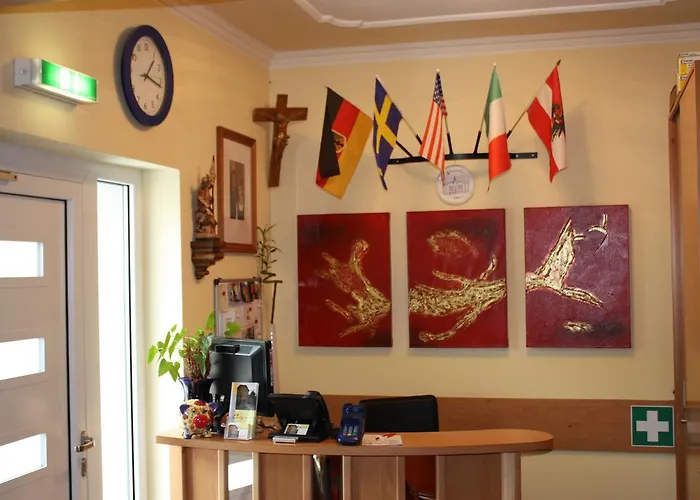 City Hotel Neunkirchen Szálloda